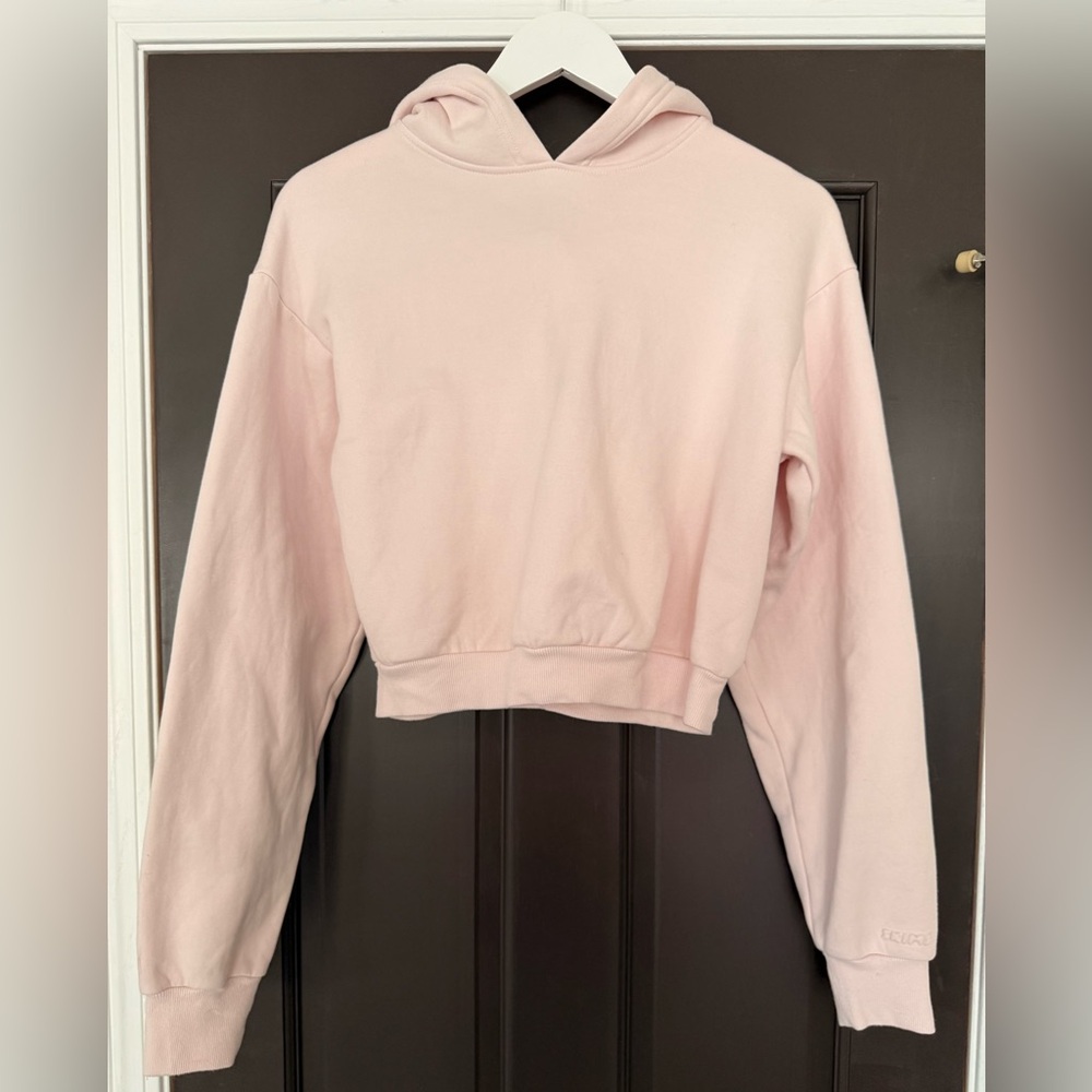 SKIMS Shrunken Cropped Hoodie M Medium Baby Pink Sweatshirt Barely Pink